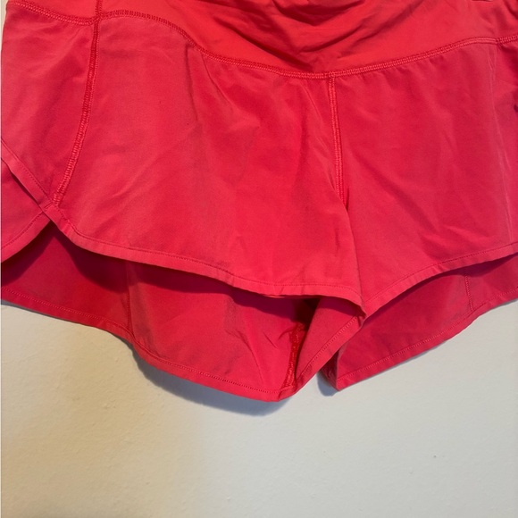 lululemon speed up low rise Athletic Shorts - Picture 4 of 4